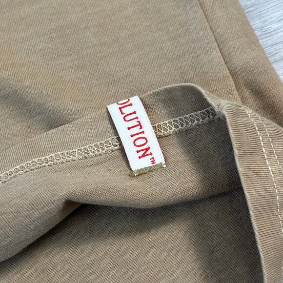 Sample NWT Revolution of 1995 - Men's Embroidered Logo Loose T-Shirt Size Large - Picture 5 of 14